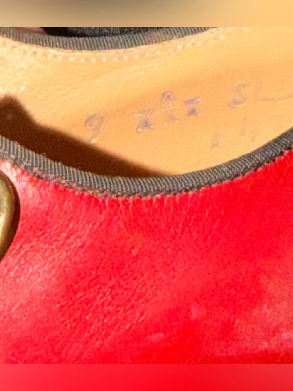Buster Brown Vintage Girls Red Leather Mary Jane Shoes Gold Buckle Size 9